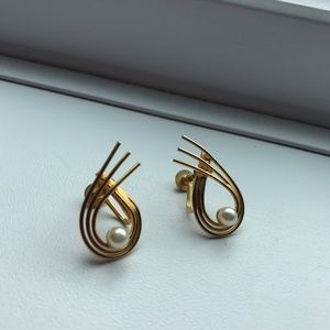 Delicate Vintage Clip-On Earrings